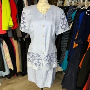 Jennifer Eden blue skirt suit - 12